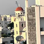 Faneromeni 33 *