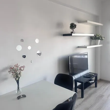 Apartment Faneromeni 33 *